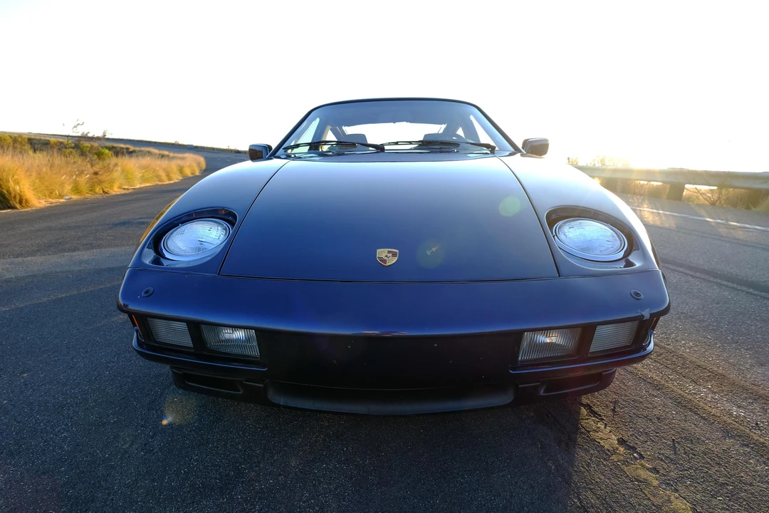 1985 Porsche 928 S - Image 2 of 31