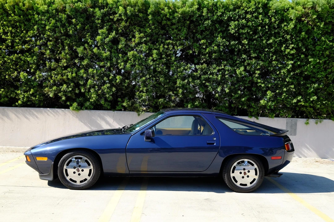 1985 Porsche 928 S - Image 22 of 31