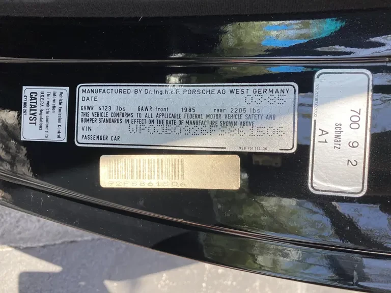 1985 Porsche 928 S - Image 25 of 31
