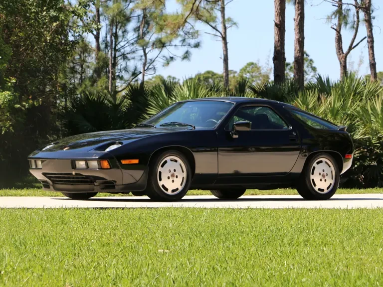 1985 Porsche 928 S - Image 2 of 31