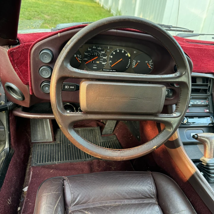 1985 Porsche 928 S - Image 16 of 23