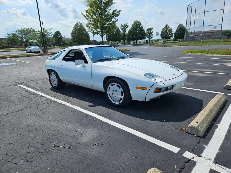 1985 Porsche 928 S - Image 19 of 31