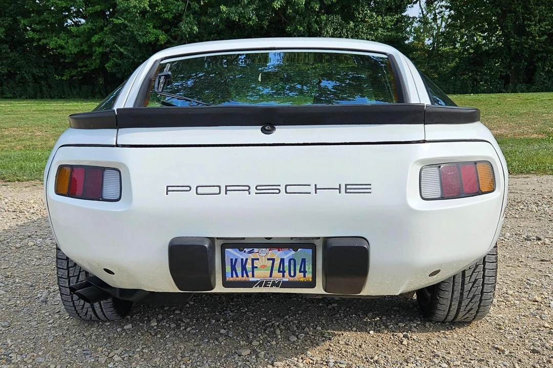 1985 Porsche 928 S - Image 5 of 31