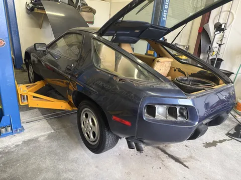 1985 Porsche 928 S