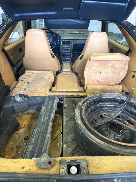 1985 Porsche 928 S - Image 11 of 20