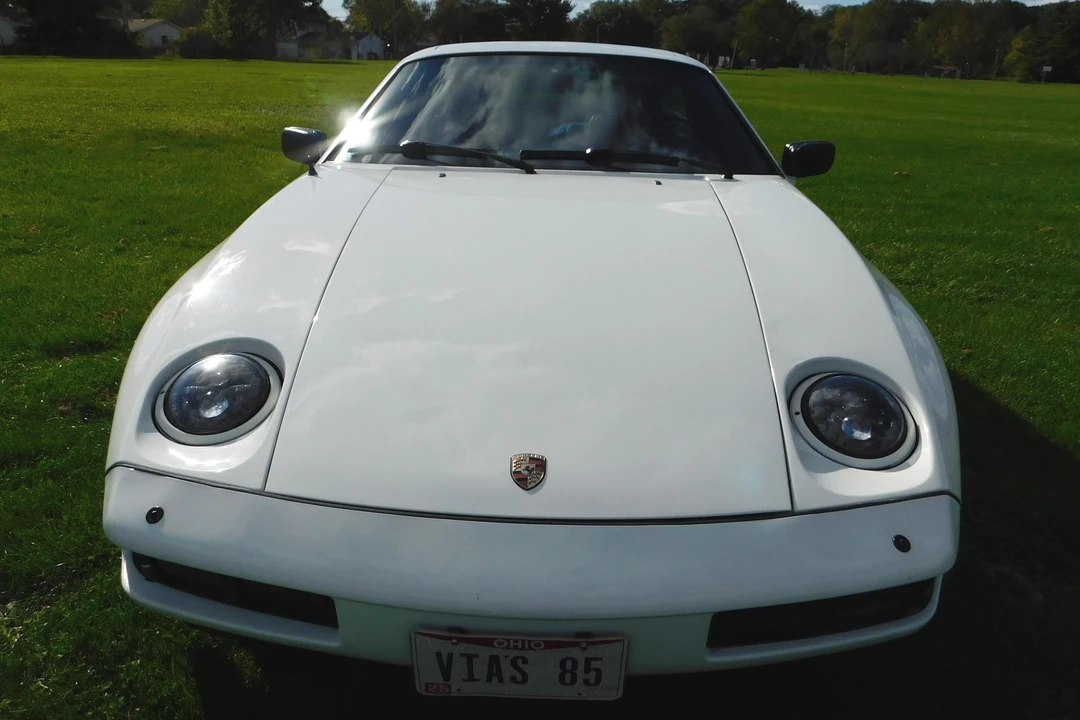 1985 Porsche 928 S - Image 2 of 16