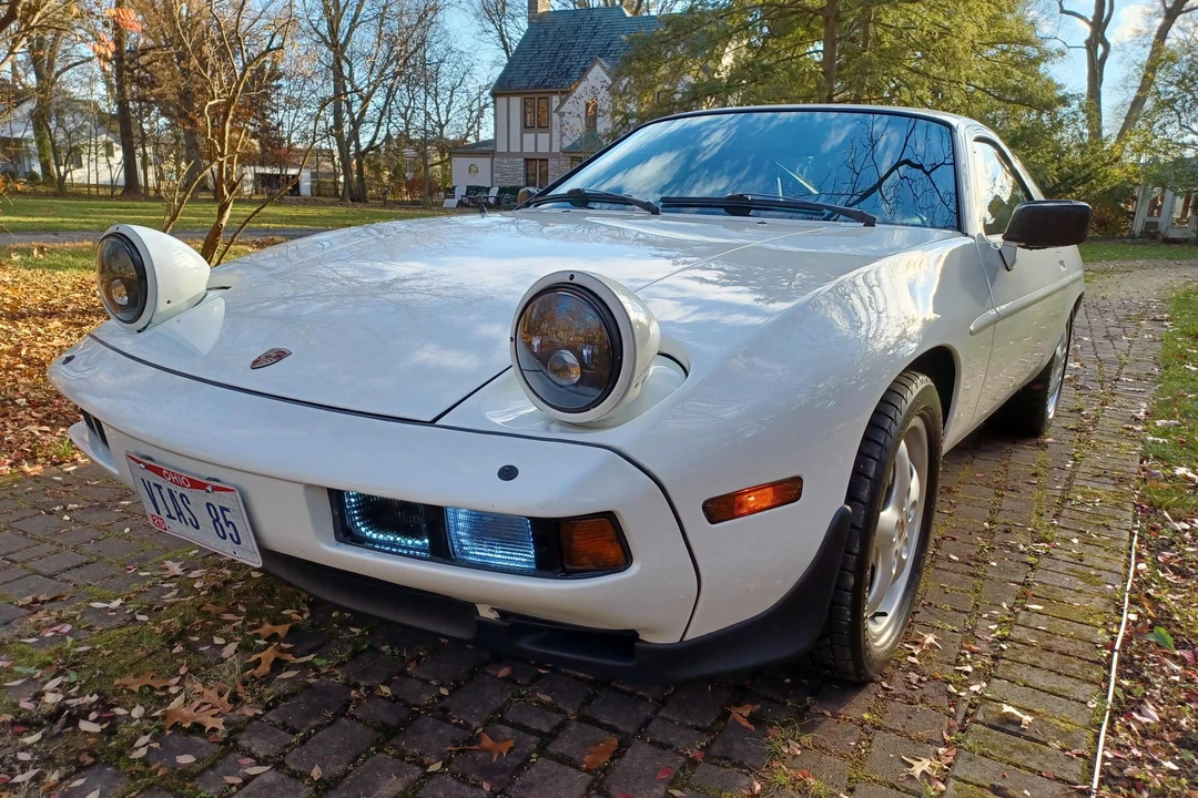 1985 Porsche 928 S - Image 3 of 16
