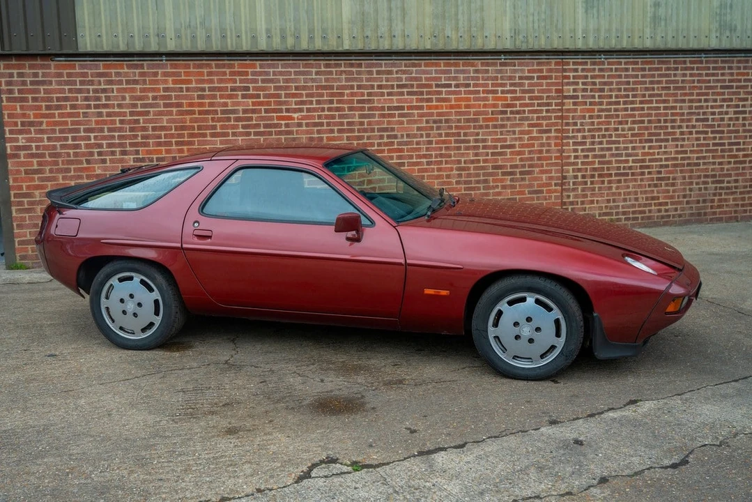 1985 Porsche 928 S - Image 7 of 30