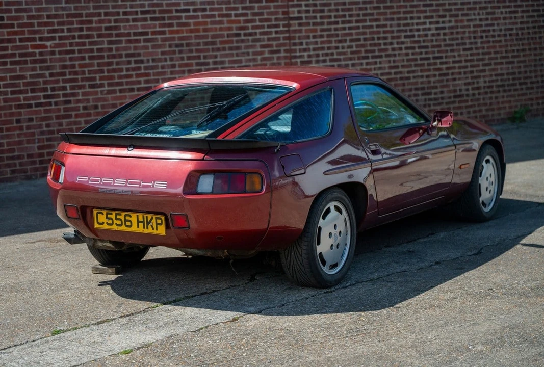1985 Porsche 928 S - Image 11 of 30