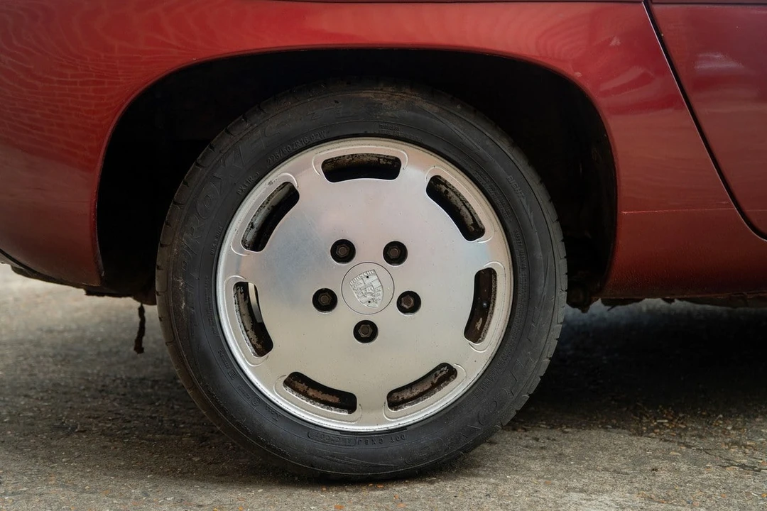 1985 Porsche 928 S - Image 21 of 30