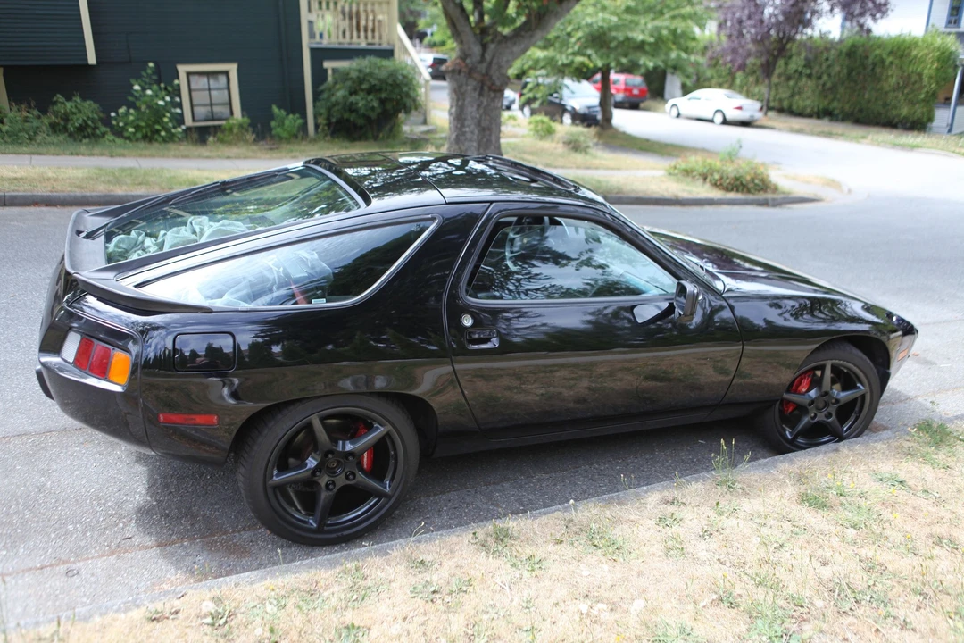 1985 Porsche 928 S - Image 2 of 9