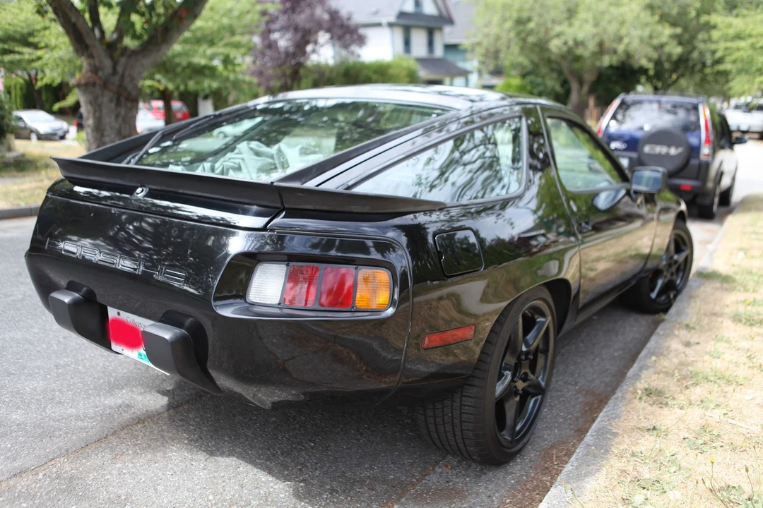 1985 Porsche 928 S - Image 4 of 9