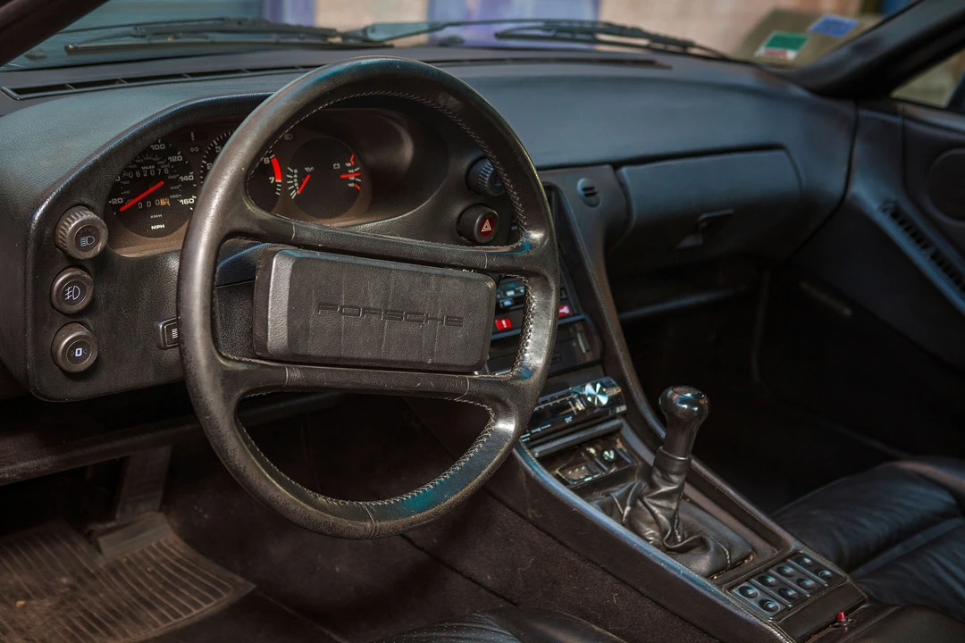 1985 Porsche 928 S - Image 11 of 22