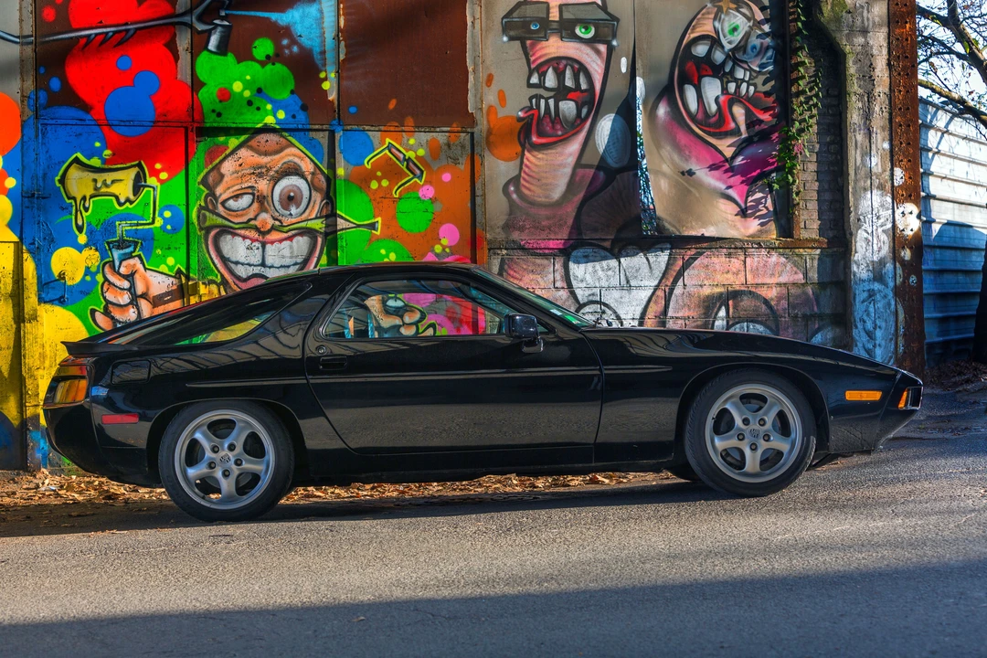1985 Porsche 928 S - Image 4 of 22
