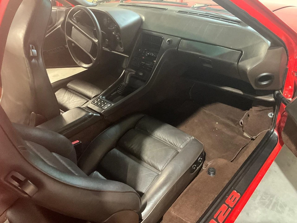 1985 Porsche 928 S - Image 12 of 20