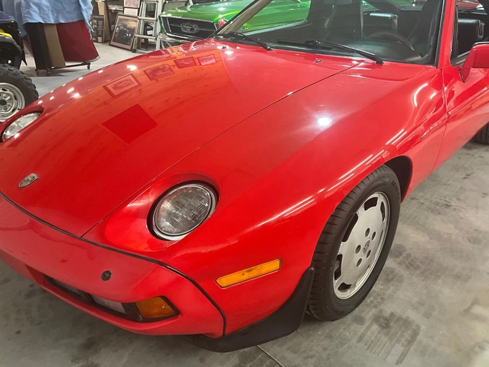1985 Porsche 928 S - Image 9 of 20