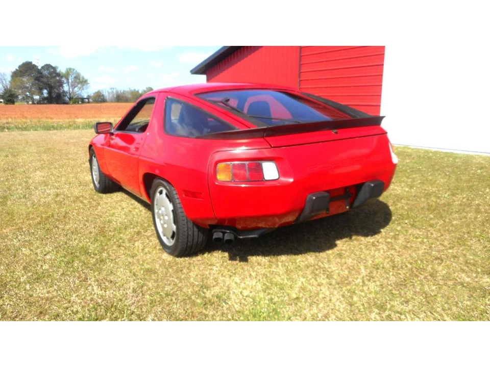 1985 Porsche 928 S - Image 2 of 20