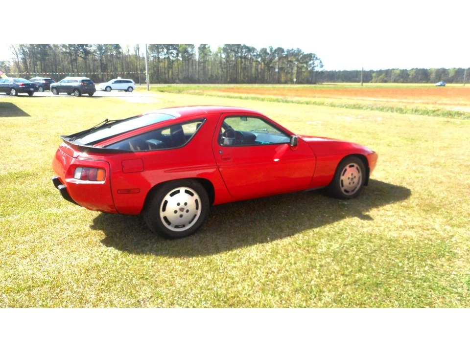1985 Porsche 928 S - Image 5 of 20