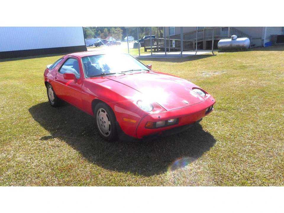 1985 Porsche 928 S - Image 10 of 20