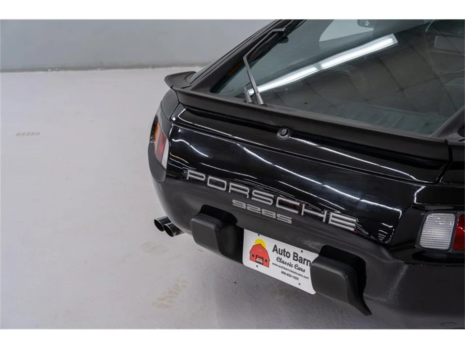 1985 Porsche 928 S - Image 27 of 31