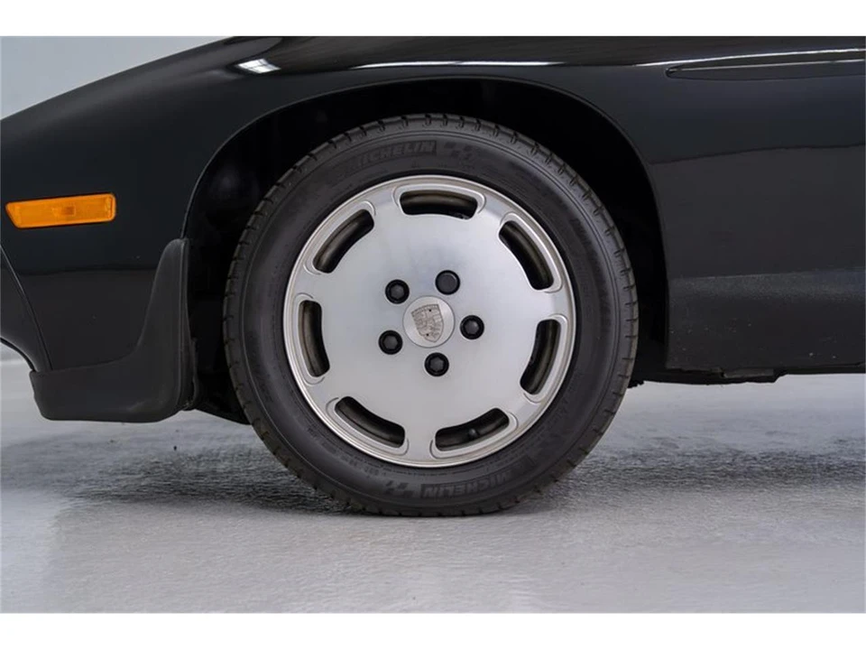1985 Porsche 928 S - Image 28 of 31