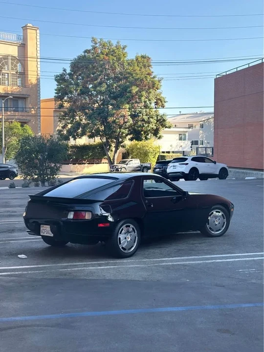 1985 Porsche 928 S - Image 4 of 18