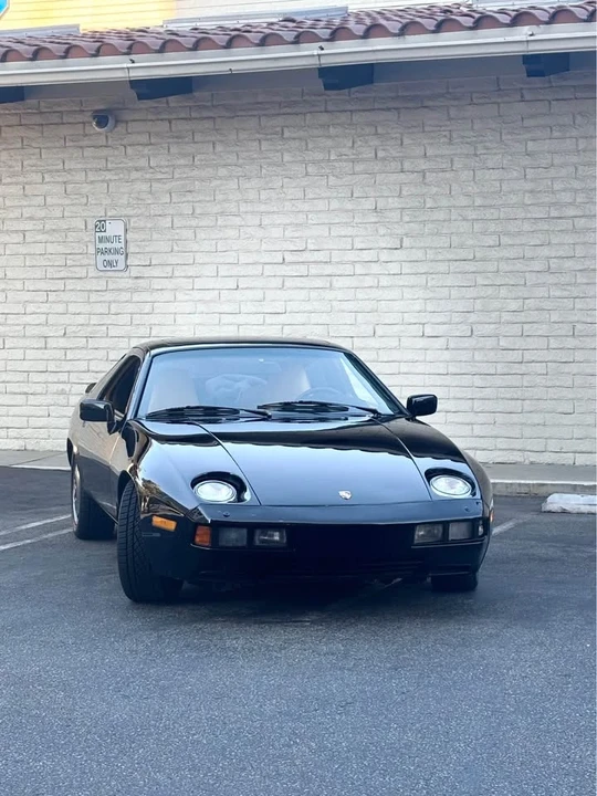 1985 Porsche 928 S - Image 9 of 18