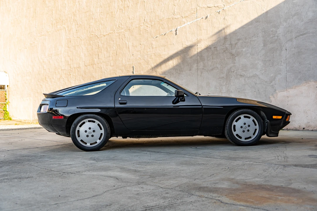 1985 Porsche 928 S - Image 11 of 31