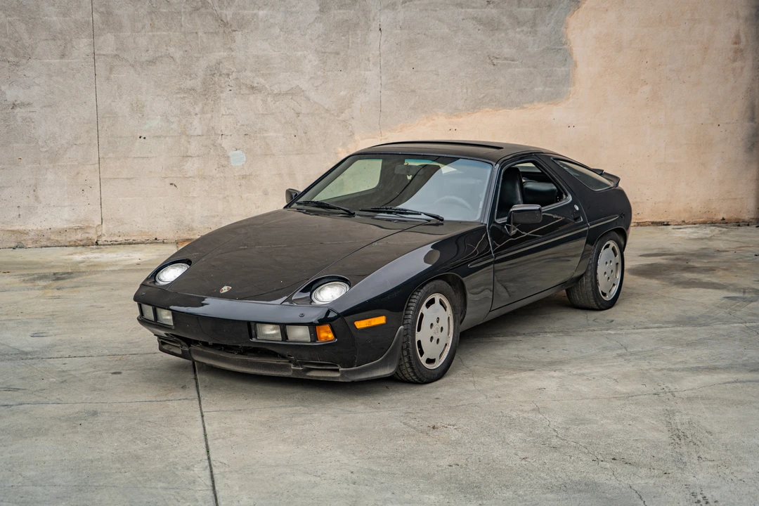 1985 Porsche 928 S - Image 2 of 31