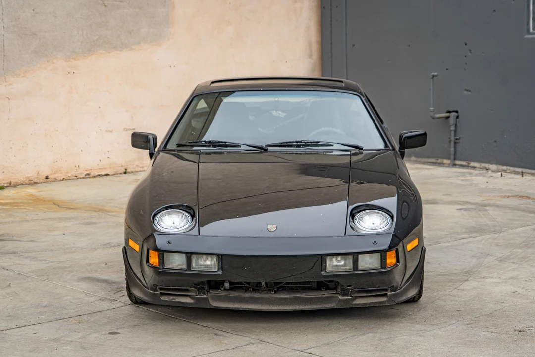 1985 Porsche 928 S - Image 4 of 31