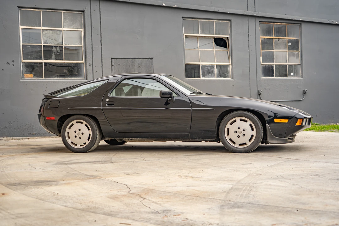1985 Porsche 928 S - Image 9 of 31