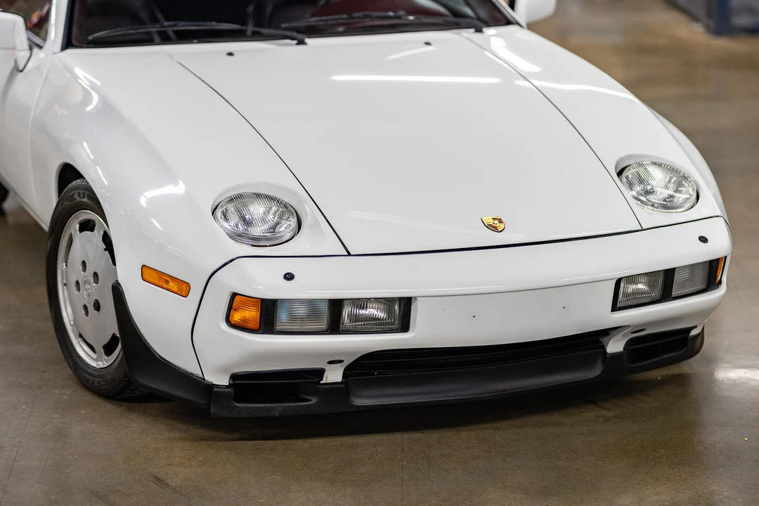 1985 Porsche 928 S - Image 11 of 31