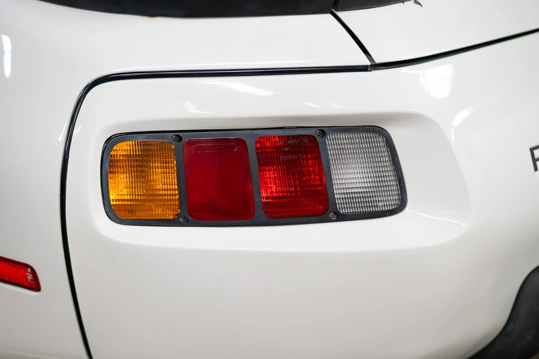 1985 Porsche 928 S - Image 21 of 31