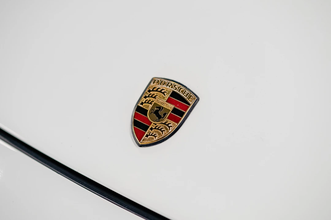 1985 Porsche 928 S - Image 17 of 31