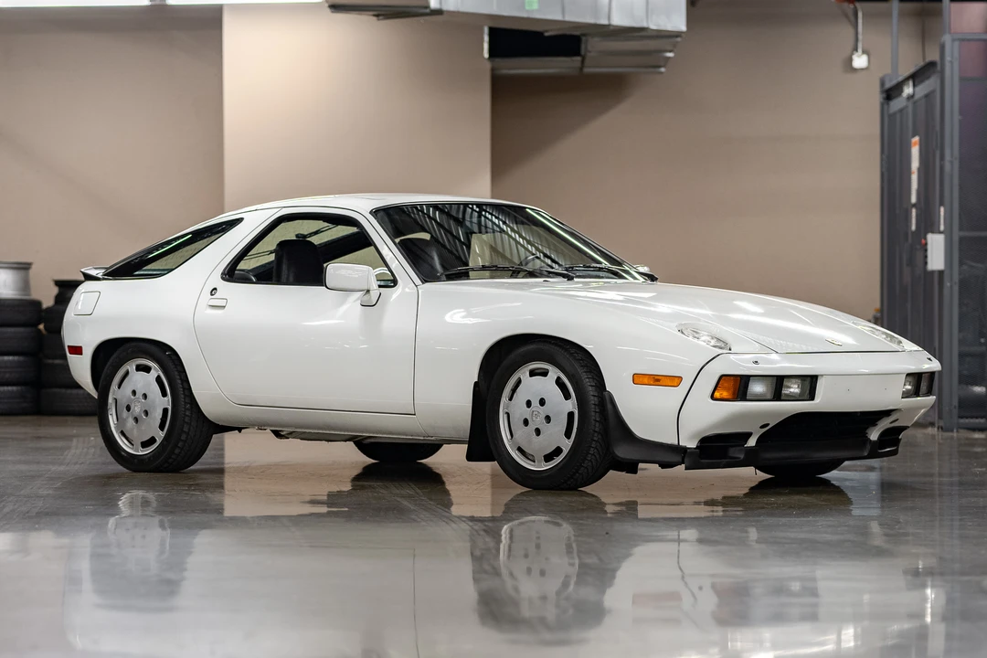 1985 Porsche 928 S - Image 5 of 31
