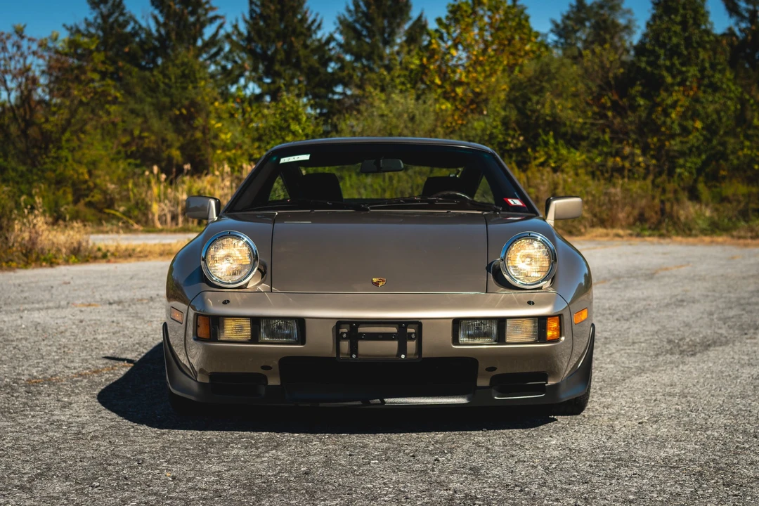 1985 Porsche 928 S - Image 7 of 31