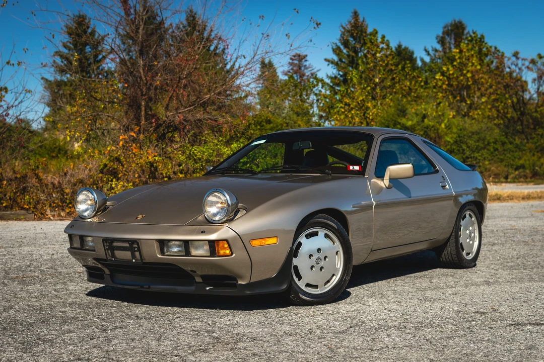 1985 Porsche 928 S - Image 5 of 31