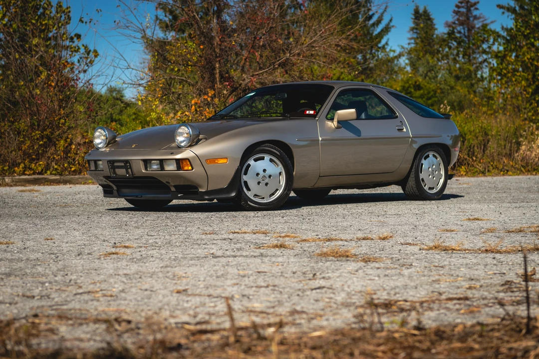 1985 Porsche 928 S - Image 4 of 31