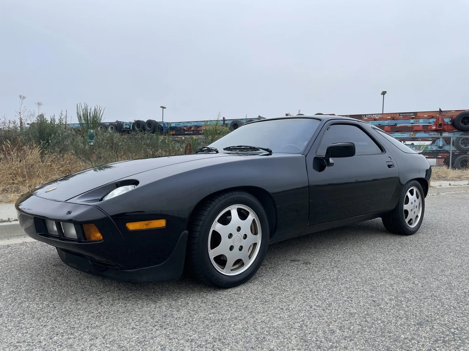 1985 Porsche 928 S - Image 4 of 31