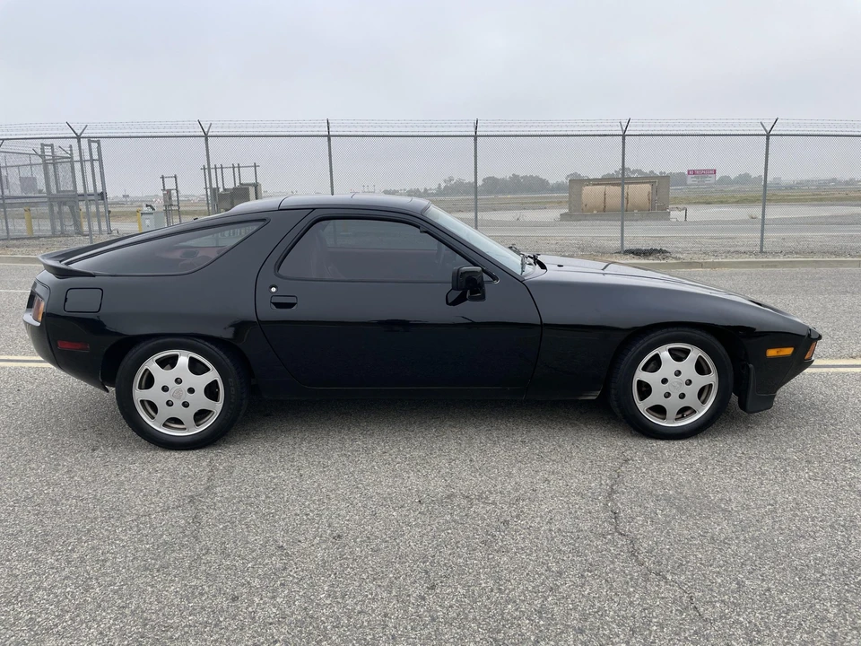1985 Porsche 928 S - Image 29 of 31