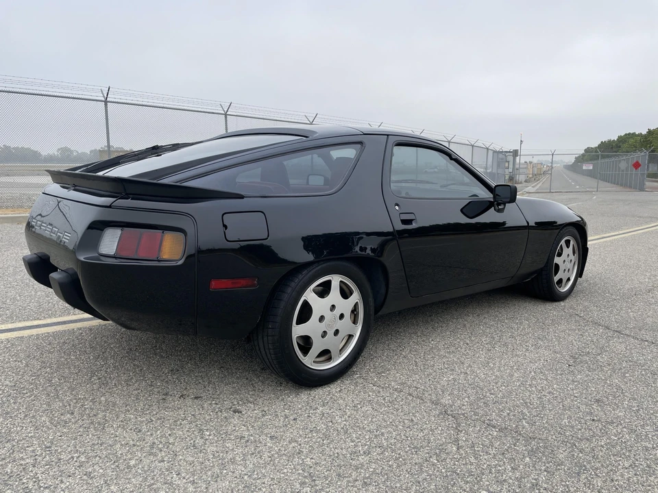 1985 Porsche 928 S - Image 11 of 31