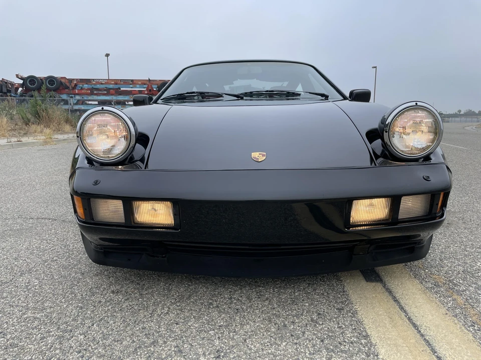 1985 Porsche 928 S - Image 26 of 31
