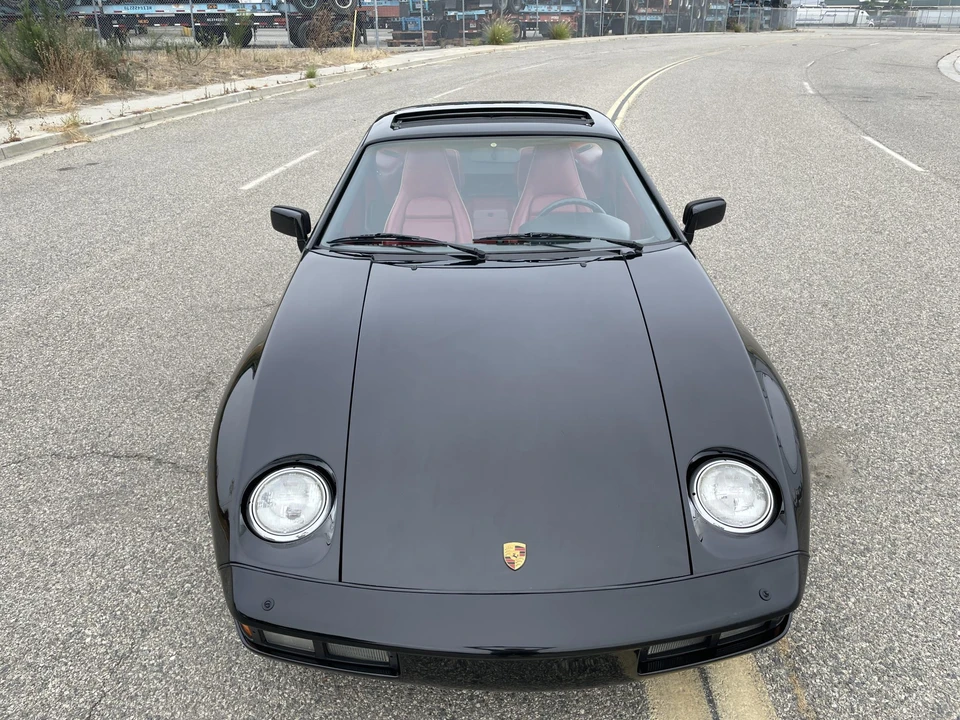 1985 Porsche 928 S - Image 6 of 31
