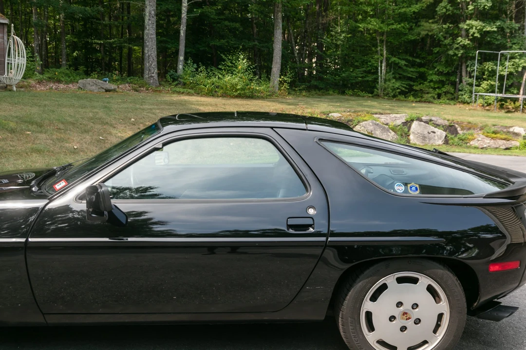 1985 Porsche 928 S - Image 28 of 31