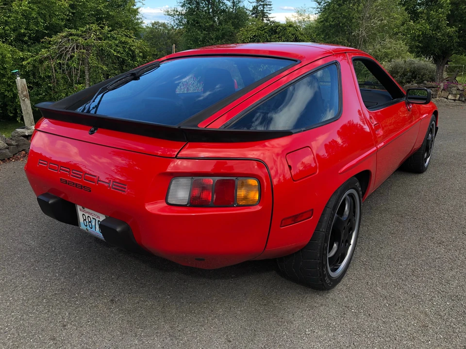 1985 Porsche 928 S - Image 10 of 31