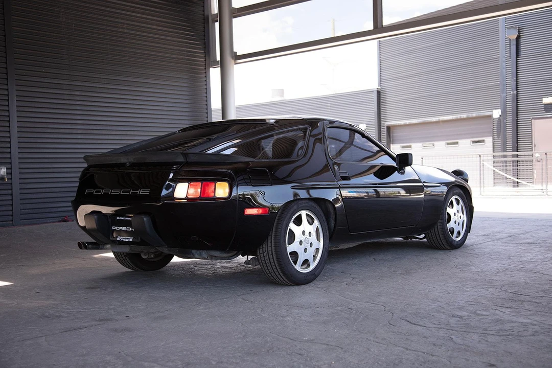 1985 Porsche 928 S - Image 7 of 31
