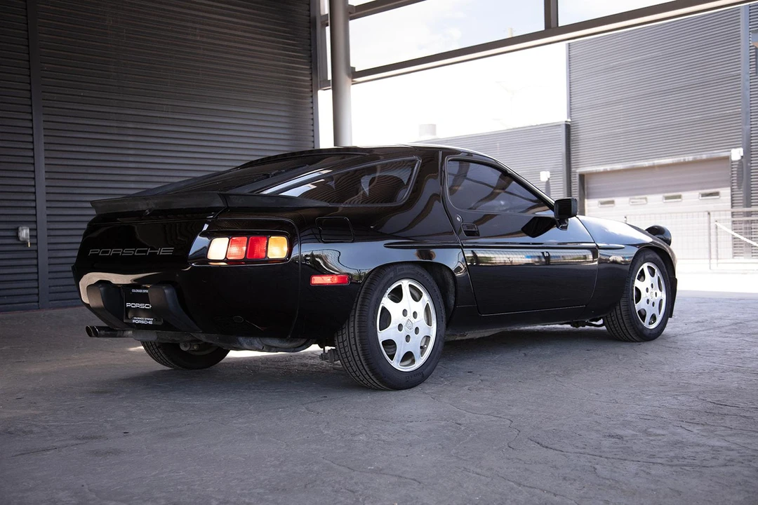 1985 Porsche 928 S - Image 6 of 31