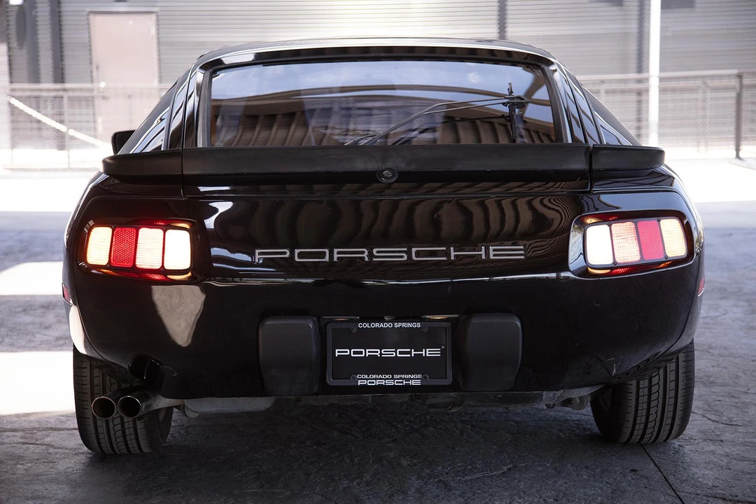 1985 Porsche 928 S - Image 14 of 31