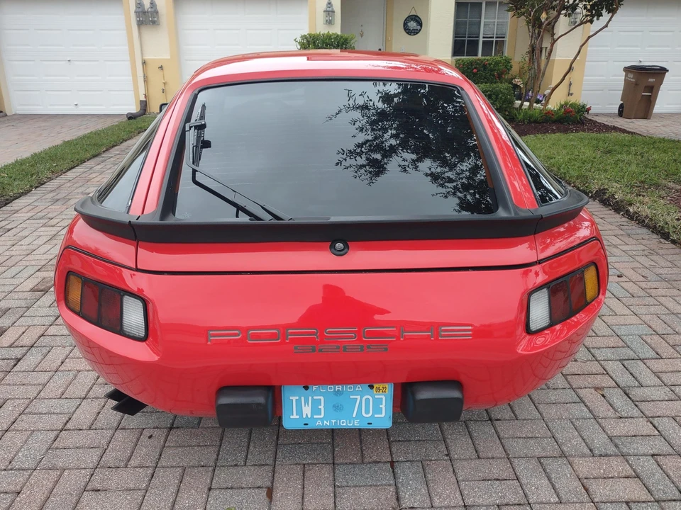 1985 Porsche 928 S - Image 6 of 31