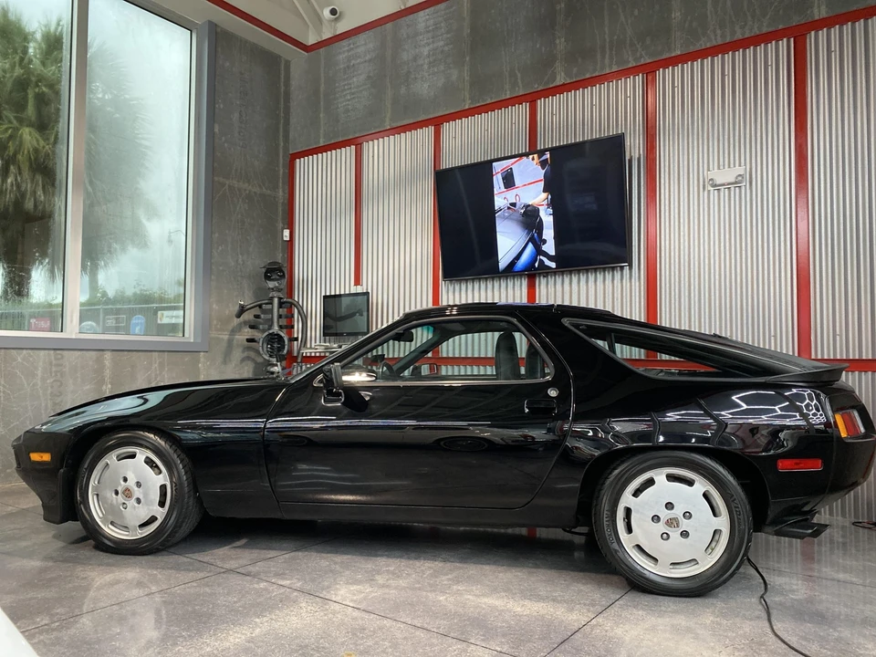 1985 Porsche 928 S - Image 3 of 31